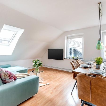 Madame Flens - Komfortable Wohnung Mit 3 Schlafzimmern Im 3 Og Flensbourg Extérieur photo